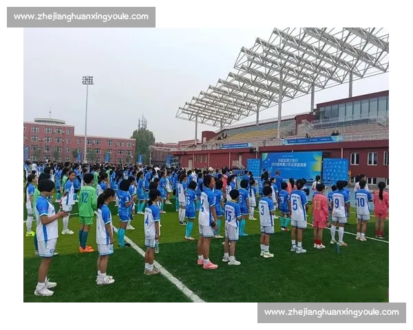 绝杀时刻!火箭少女队登顶 2025 社区杯女足青年组